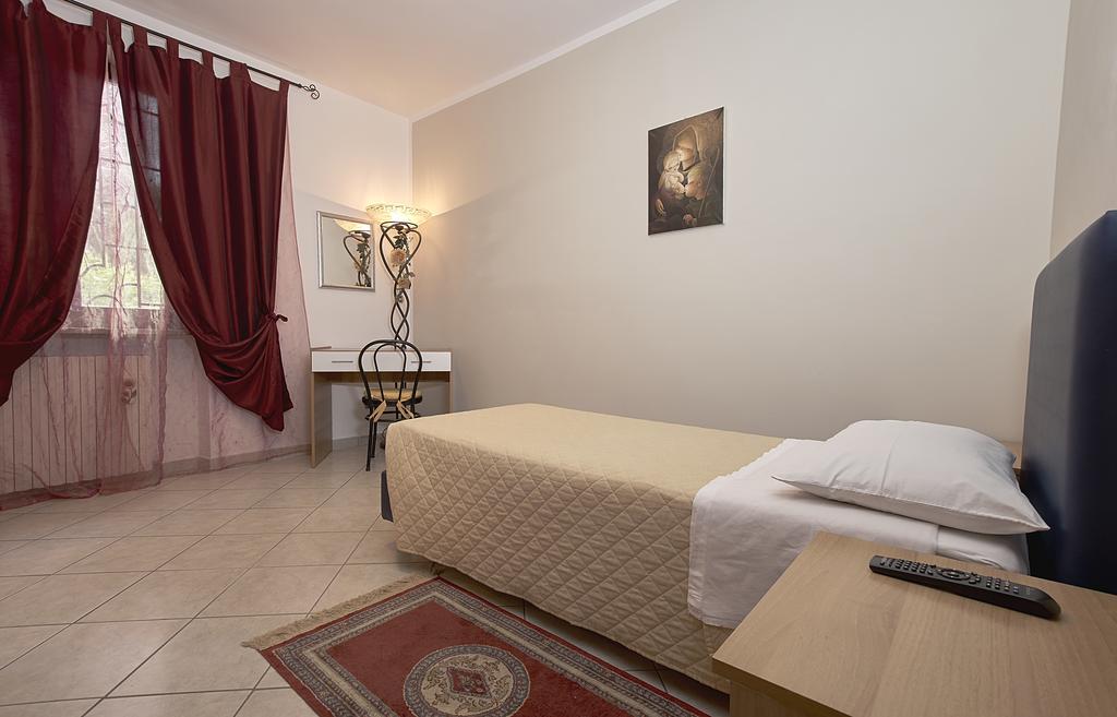 Il Melograno Gasthof Foligno